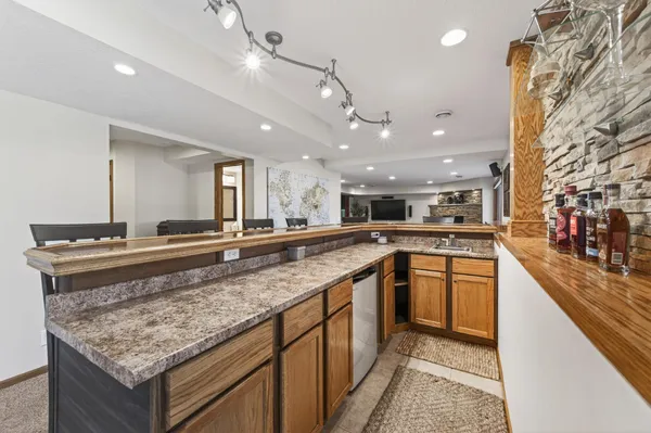 $650,000 | 6657 White Birch Court, Circle Pines, MN 55014