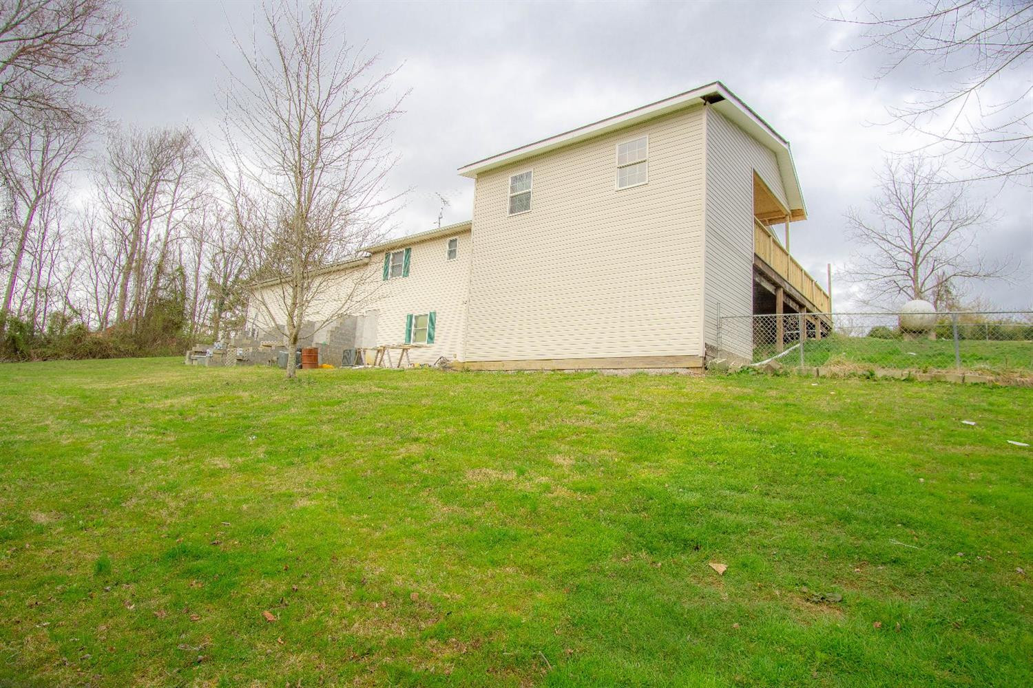 1221 Powder Mill Road London, KY 40741 - Photo 20 of 27 Listing Photo