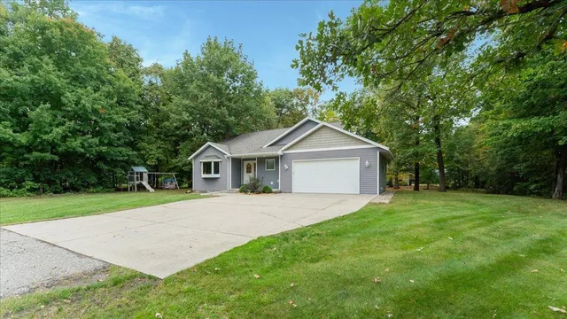 $398,500 | 151 Bluffs Road Northwest, Alexandria, MN 56308