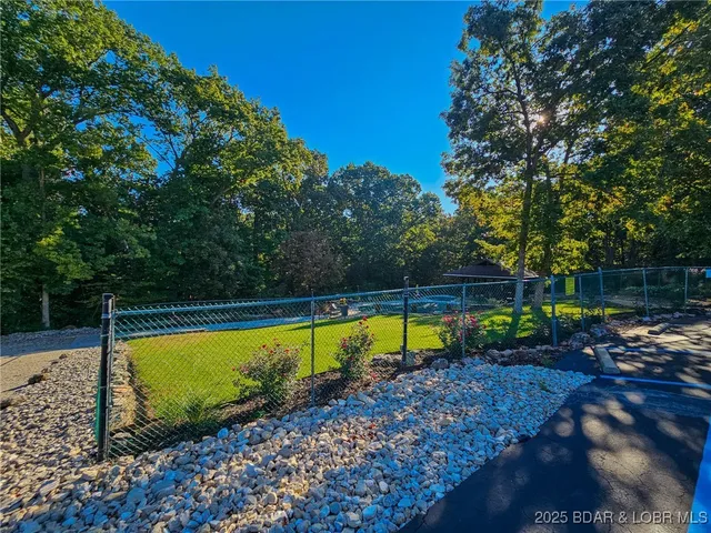 $13,500 | Lot #1060 Bittersweet Road, Four Seasons, MO 65049