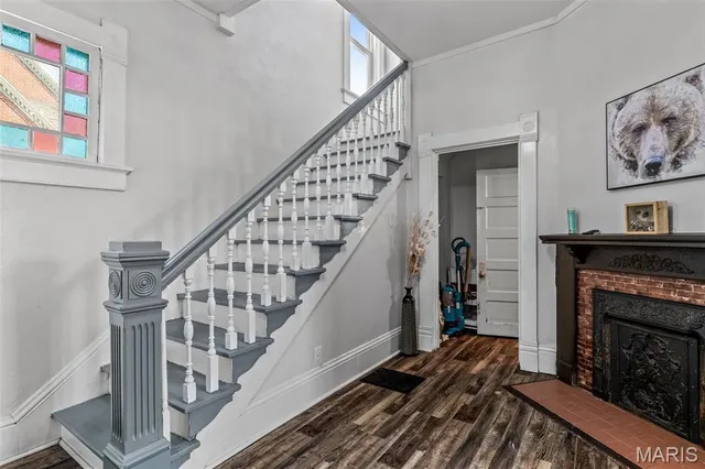 $295,000 | 8 South A Street, Farmington, MO 63640