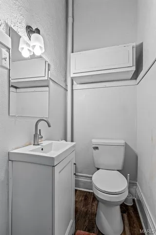 $295,000 | 8 South A Street, Farmington, MO 63640