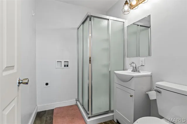 $295,000 | 8 South A Street, Farmington, MO 63640