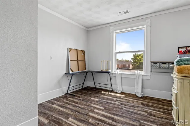 $295,000 | 8 South A Street, Farmington, MO 63640