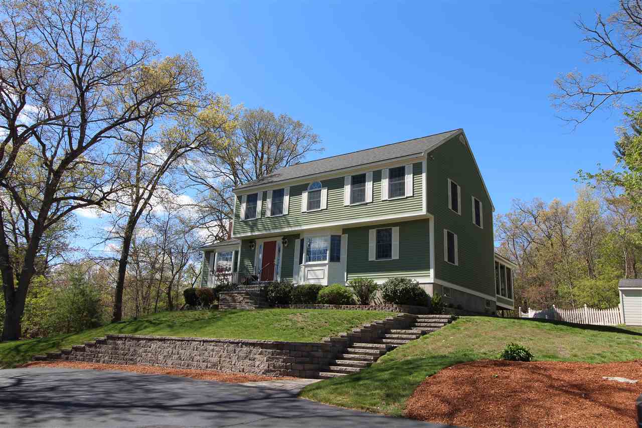 20 Londonderry Road Windham, NH 03087 - Photo 1 of 37
