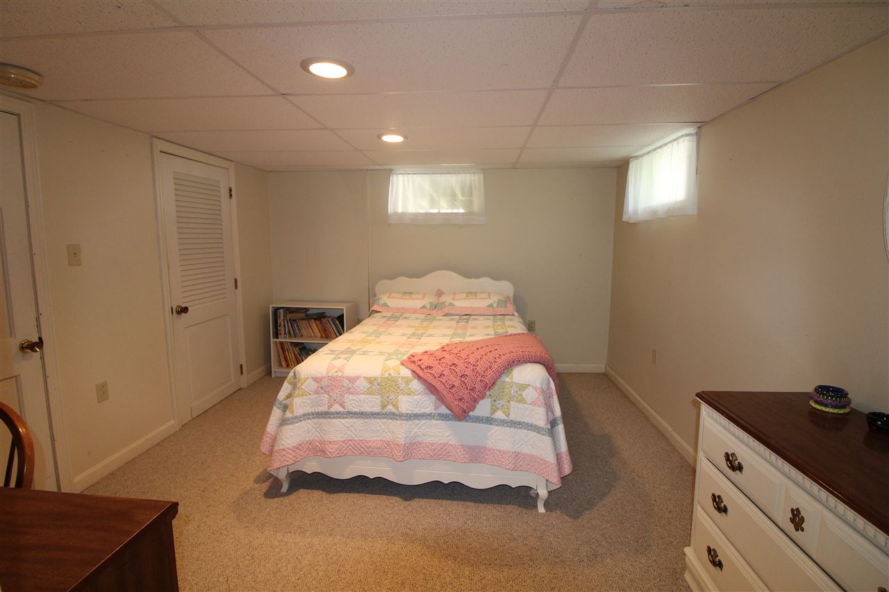 20 Londonderry Road Windham, NH 03087 - Photo 37 of 37