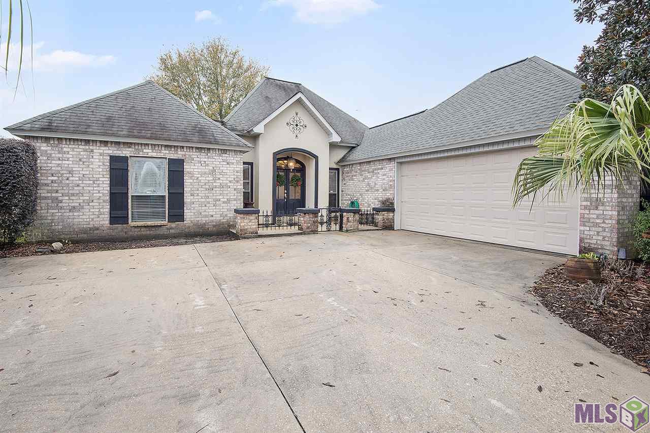 9184 Rue De Fluer Denham Springs, LA 70706 - Photo 2 of 10