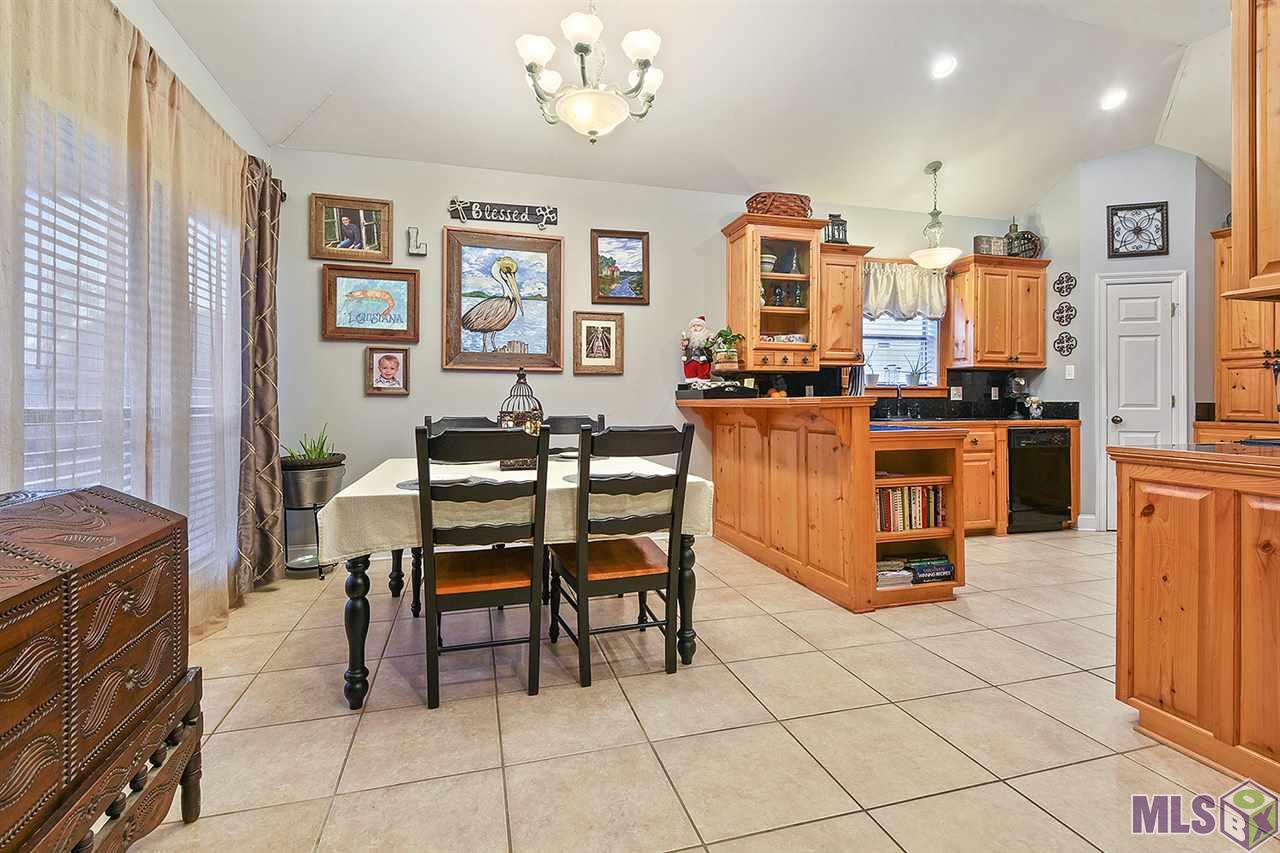 9184 Rue De Fluer Denham Springs, LA 70706 - Photo 5 of 10
