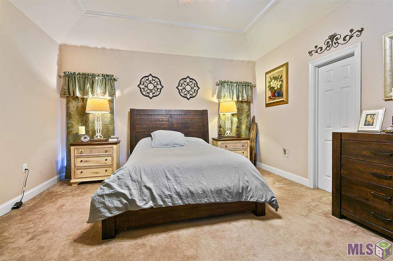 9184 Rue De Fluer Denham Springs, LA 70706 - Photo 7 of 10