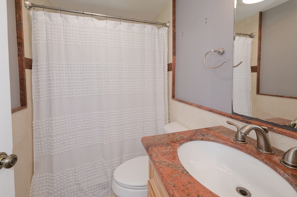 24 Woodland Road Uxbridge, MA 01569 - Photo 15 of 35