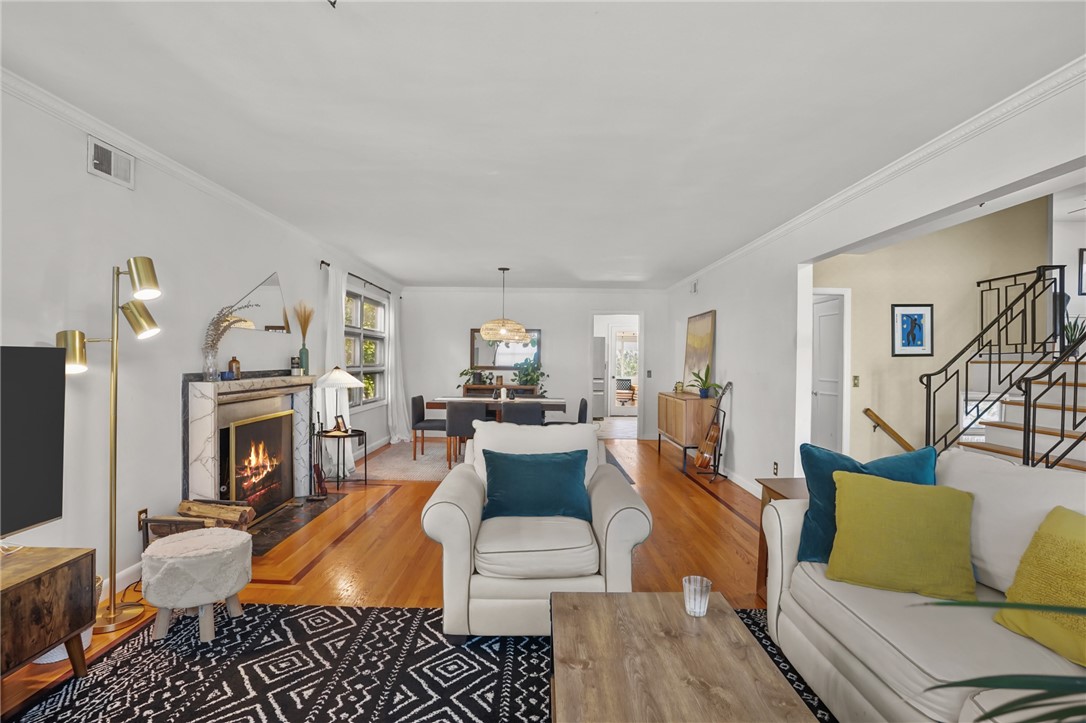 150 Ridge Street Pawtucket, RI 02860 - Photo 7 of 45