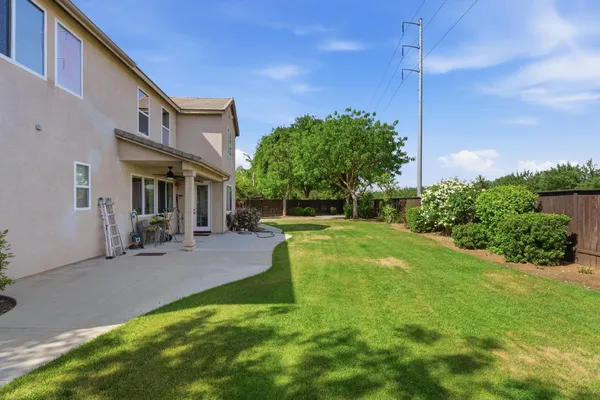 $720,000 | 11092 East Le Conte Pass Court, Clovis, CA 93619