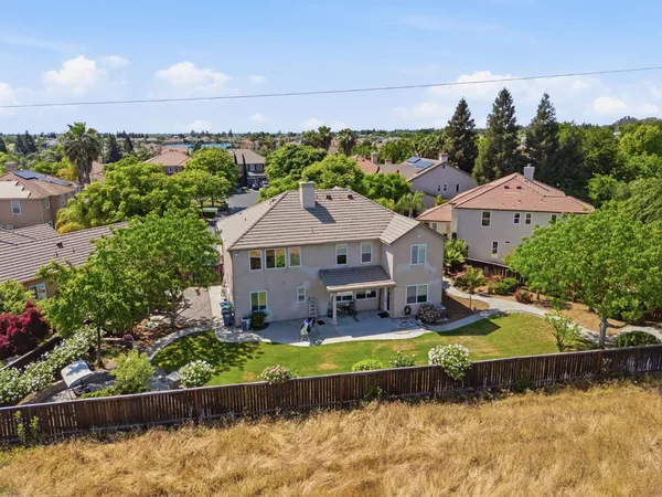 $720,000 | 11092 East Le Conte Pass Court, Clovis, CA 93619