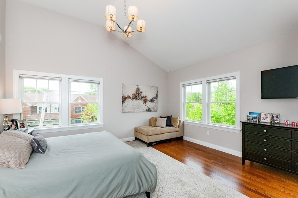 330 Langley Road, Unit 330 Newton, MA 02459 - Photo 6 of 28 Gallery Image 6