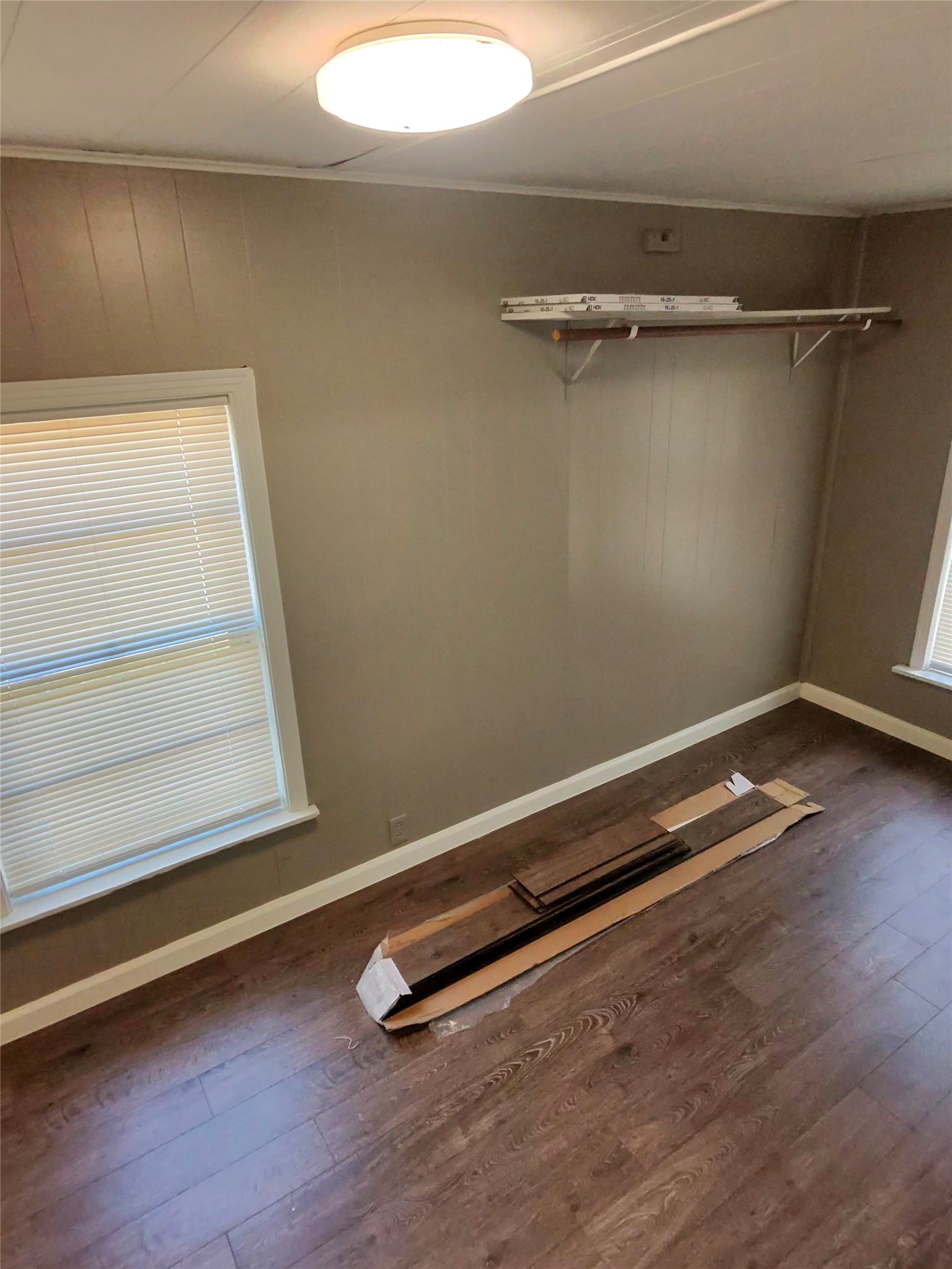 10614 Chadwick Street Houston, TX 77029 - Photo 7 of 13