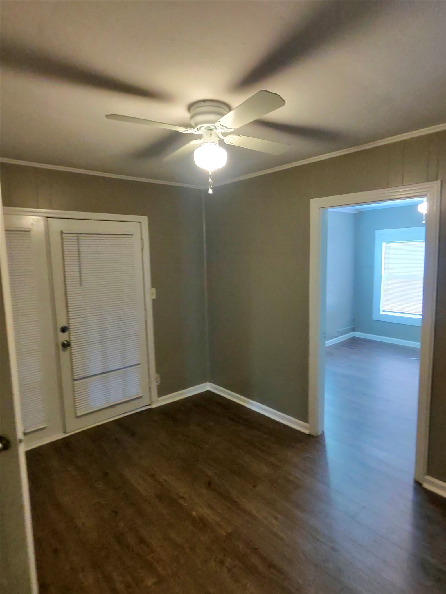 10614 Chadwick Street Houston, TX 77029 - Photo 9 of 13