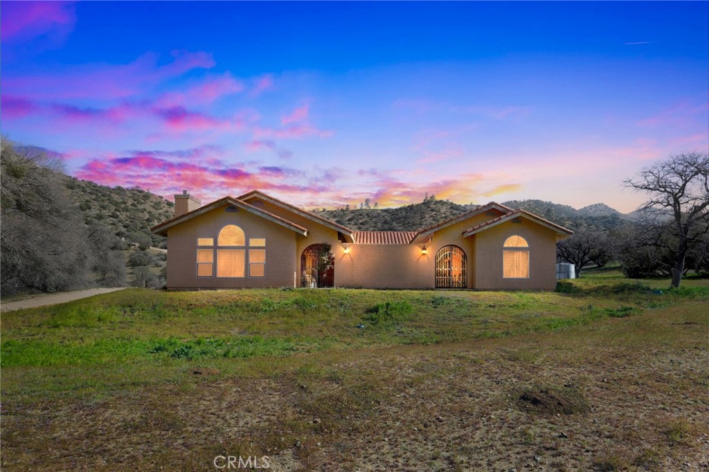 11701 Back Canyon Road Caliente, CA 93518 - Photo 1 of 26