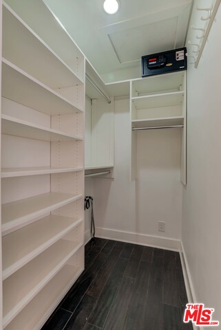 1240 North Olive Drive West Hollywood, CA 90069 - Photo 27 of 54