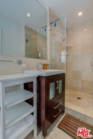 1240 North Olive Drive West Hollywood, CA 90069 - Photo 47 of 54