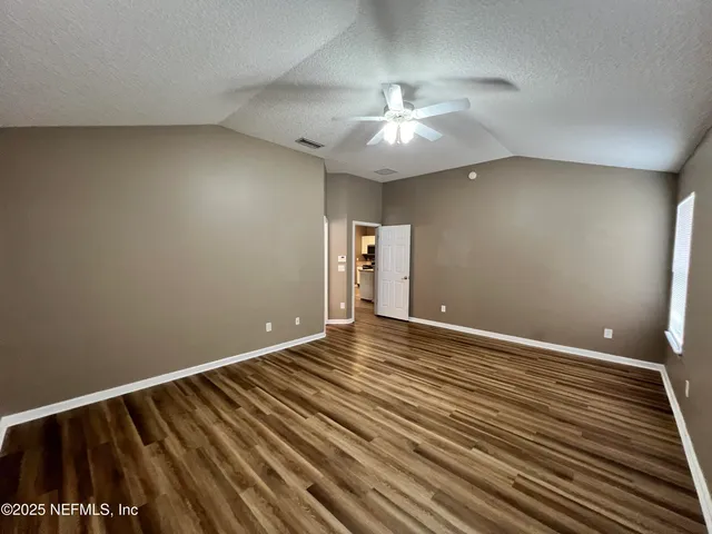 $1,995 | 1109 Seattle Slew Lane, Jacksonville, FL 32218