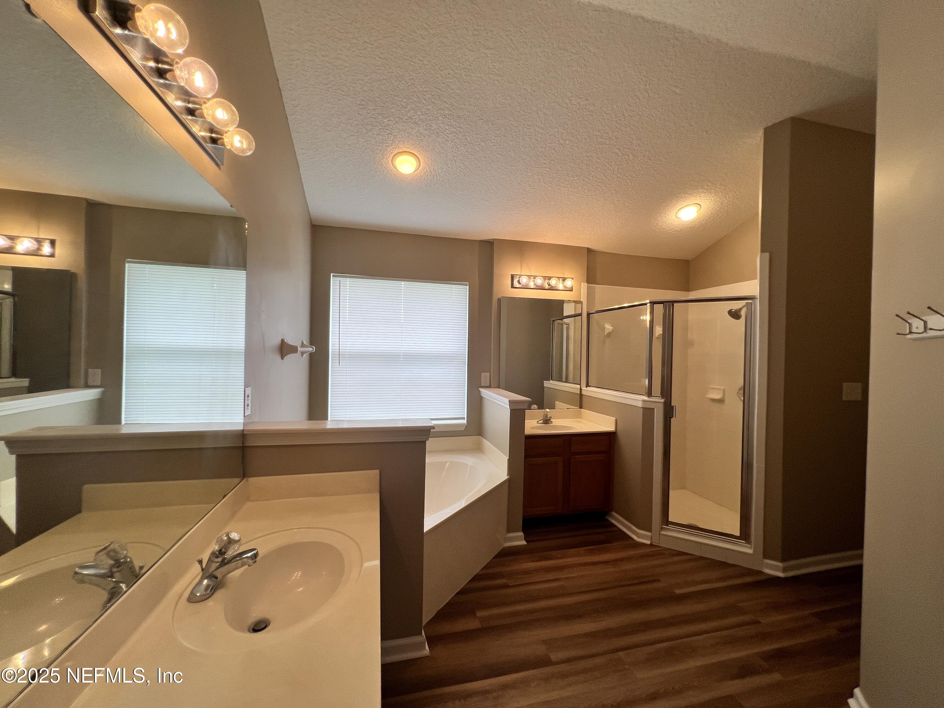 1109 Seattle Slew Lane Jacksonville, FL 32218 - Photo 24 of 32 24 Ensuite Bathroom