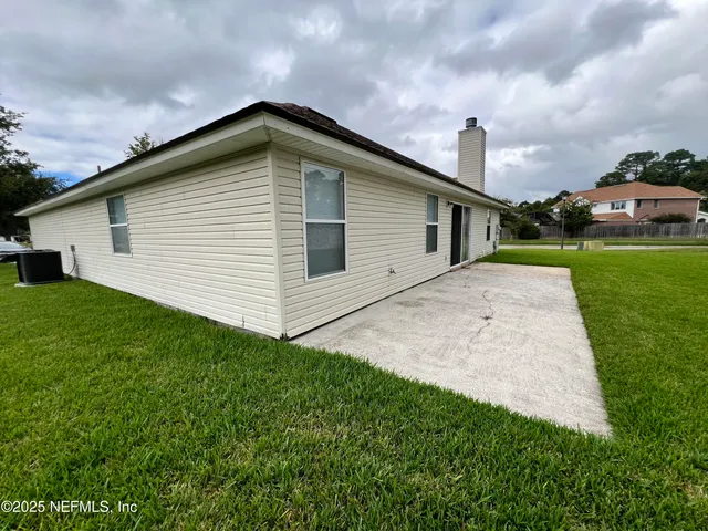 $1,995 | 1109 Seattle Slew Lane, Jacksonville, FL 32218