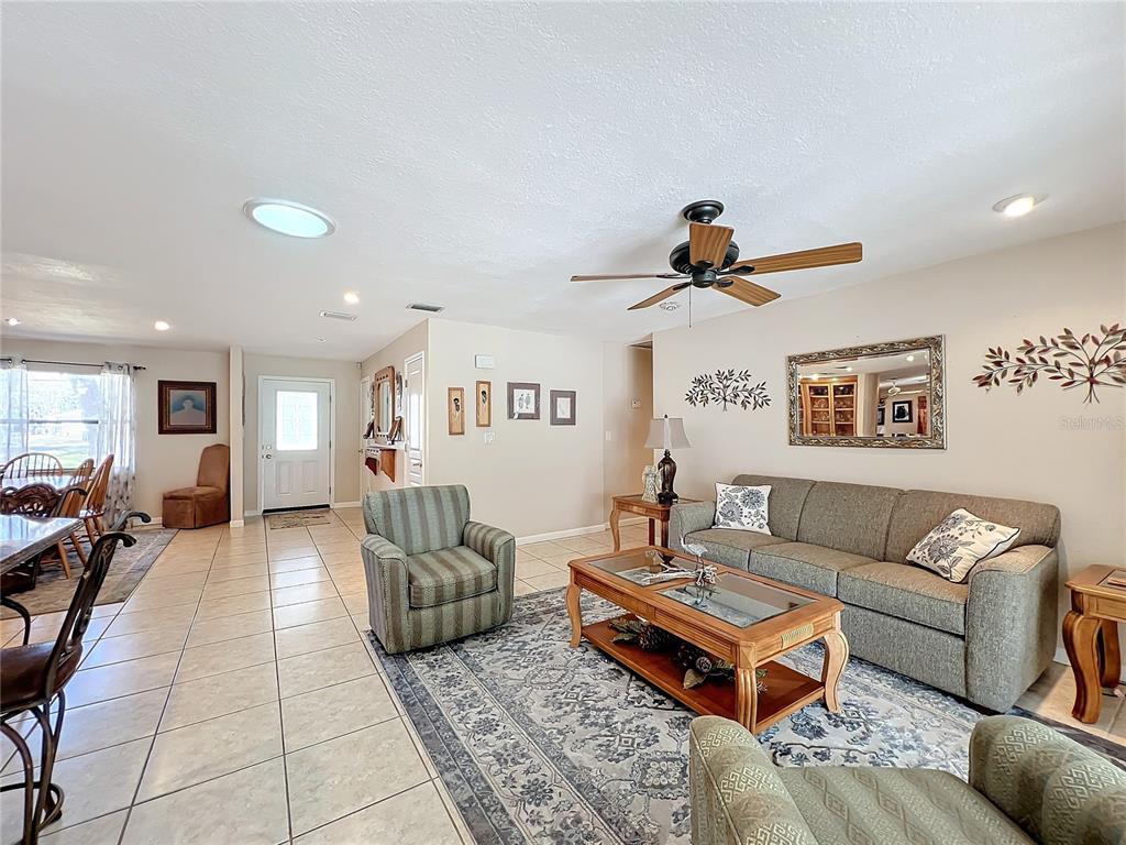 2720 Ewell Road Lakeland, FL 33811 - Photo 15 of 34