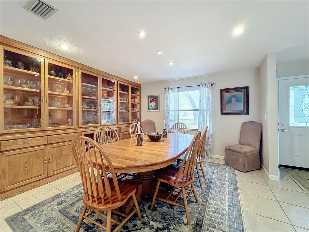 2720 Ewell Road Lakeland, FL 33811 - Photo 16 of 34