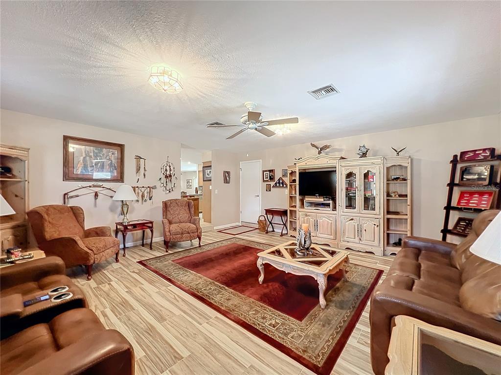 2720 Ewell Road Lakeland, FL 33811 - Photo 23 of 34