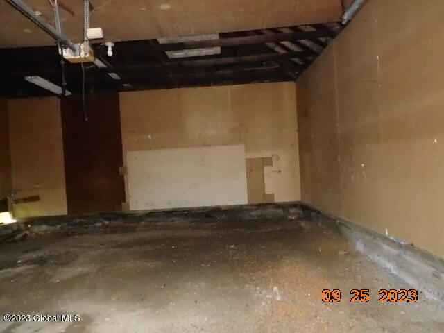 215 Menands Road Colonie, NY 12211 - Photo 11 of 45 DSC07941