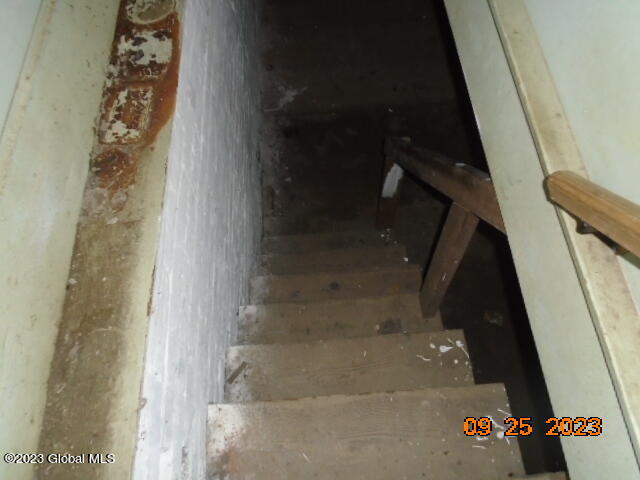 215 Menands Road Colonie, NY 12211 - Photo 36 of 45 DSC08006