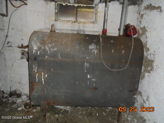 215 Menands Road Colonie, NY 12211 - Photo 43 of 45 DSC08019