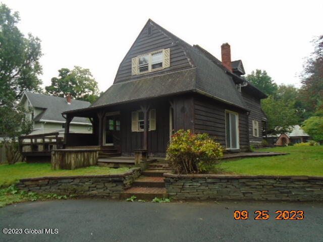 215 Menands Road Colonie, NY 12211 - Photo 7 of 45 DSC07937