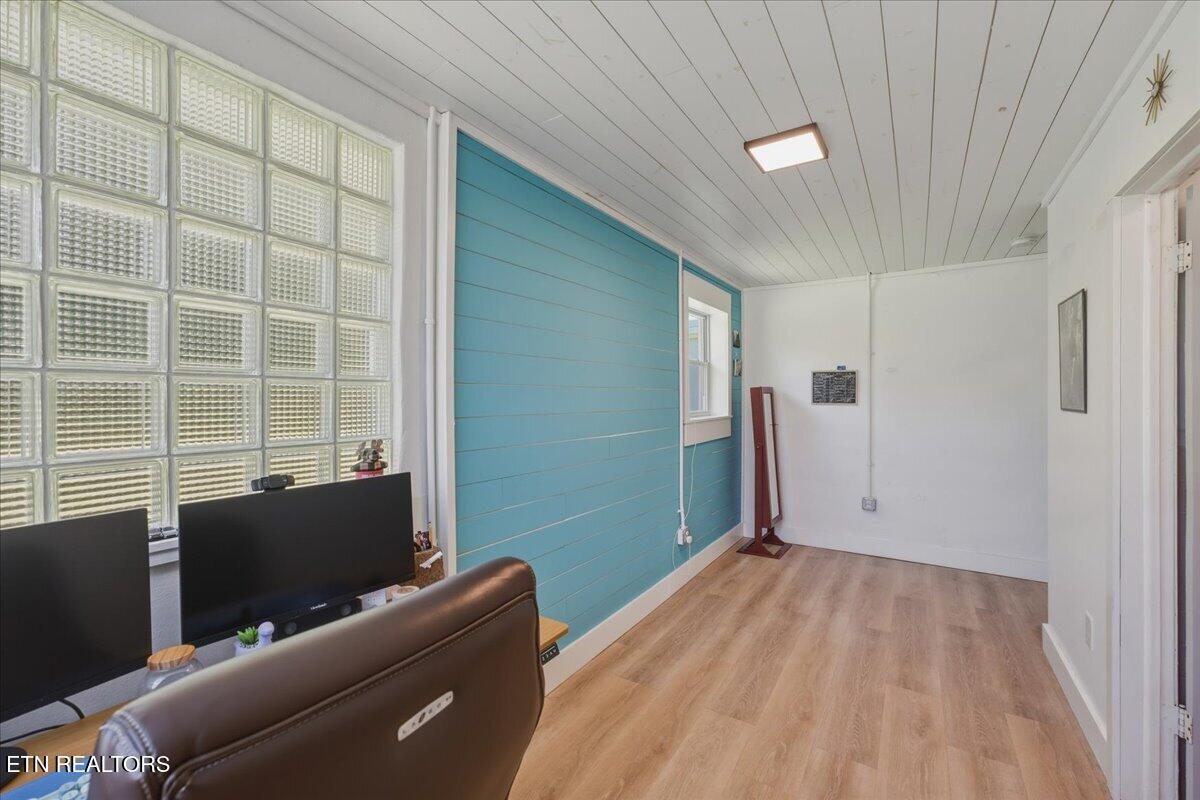 115 Pratt Lane Oak Ridge, TN 37830 - Photo 18 of 32 19-Office