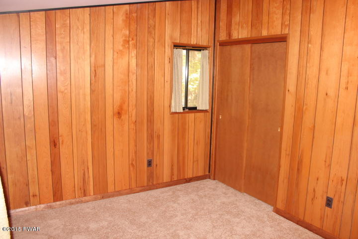 108 Ridgeway Drive Hawley, PA 18428 - Photo 14 of 16