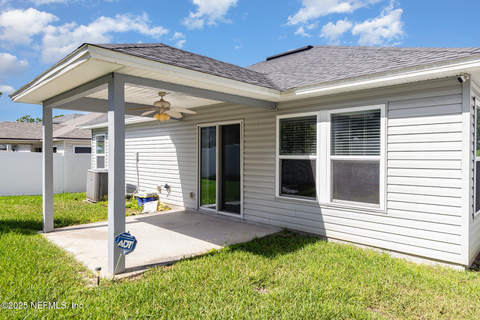 228 Amber Ridge Road Jacksonville, FL 32218 - Photo 29 of 32 031_hmm10153-edit_203