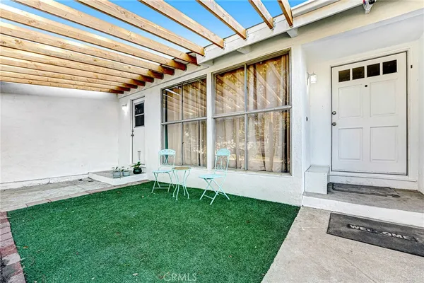 $1,359,000 | 17444 Septo Street, Northridge, CA 91325