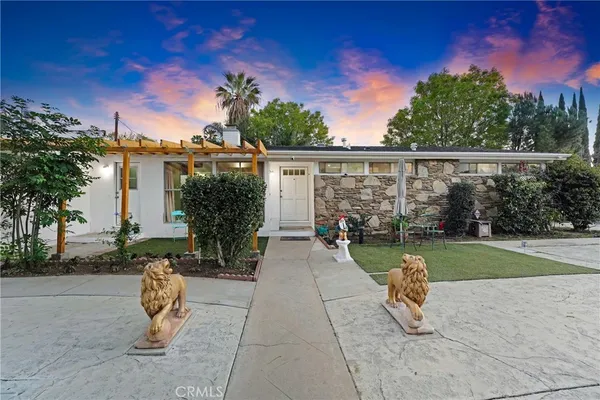 $1,359,000 | 17444 Septo Street, Northridge, CA 91325