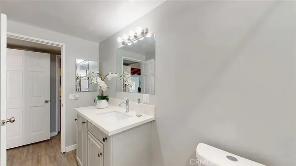 $1,359,000 | 17444 Septo Street, Northridge, CA 91325