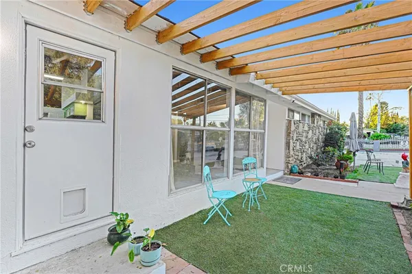 $1,359,000 | 17444 Septo Street, Northridge, CA 91325