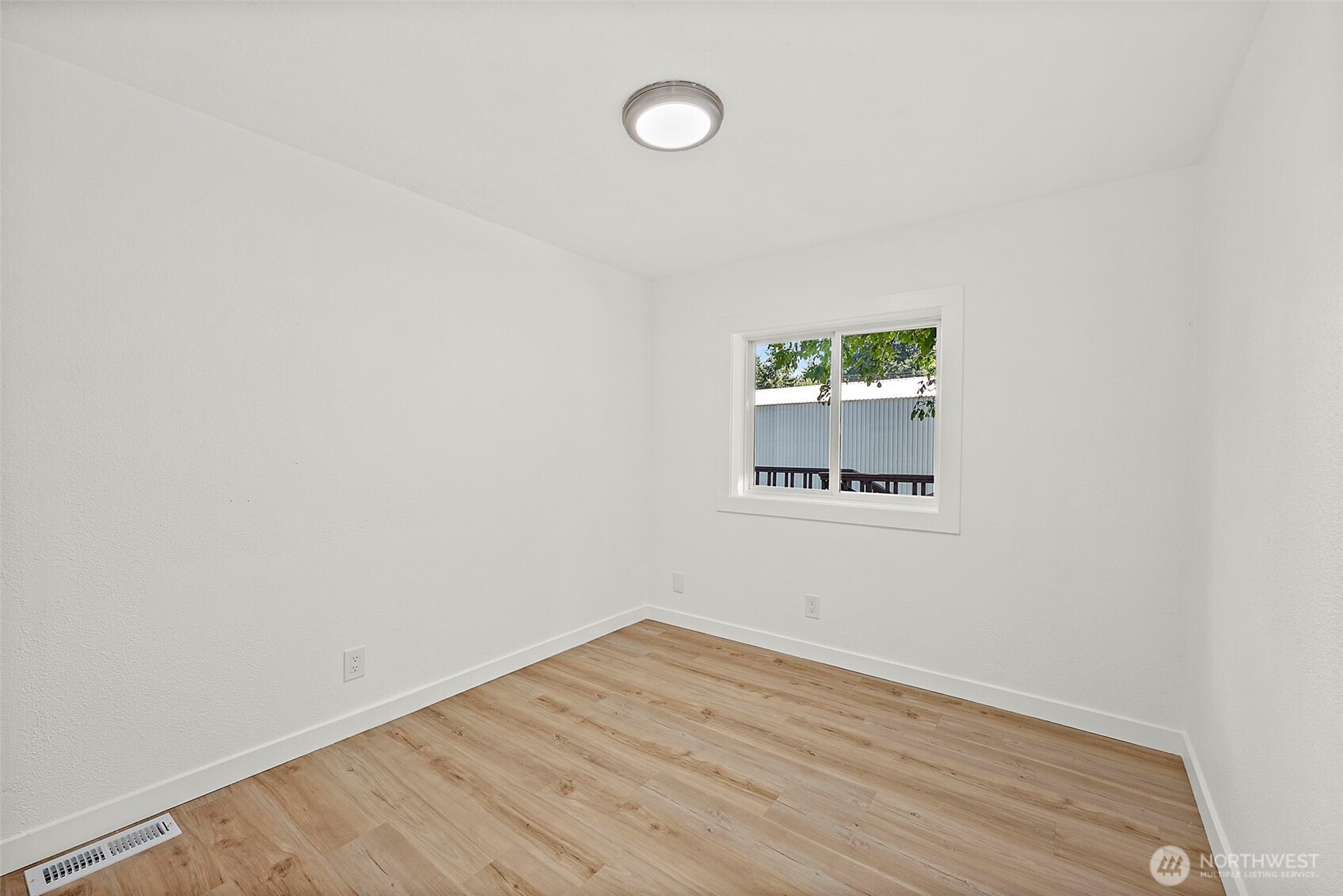 9427 Case Road Southwest Olympia, WA 98512 - Photo 16 of 38 Gallery Image 16