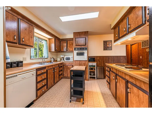 $84,000 | 1199 North Terry Street, Unit 128, Eugene, OR 97402