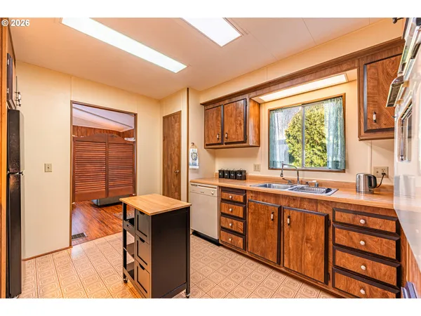 $84,000 | 1199 North Terry Street, Unit 128, Eugene, OR 97402