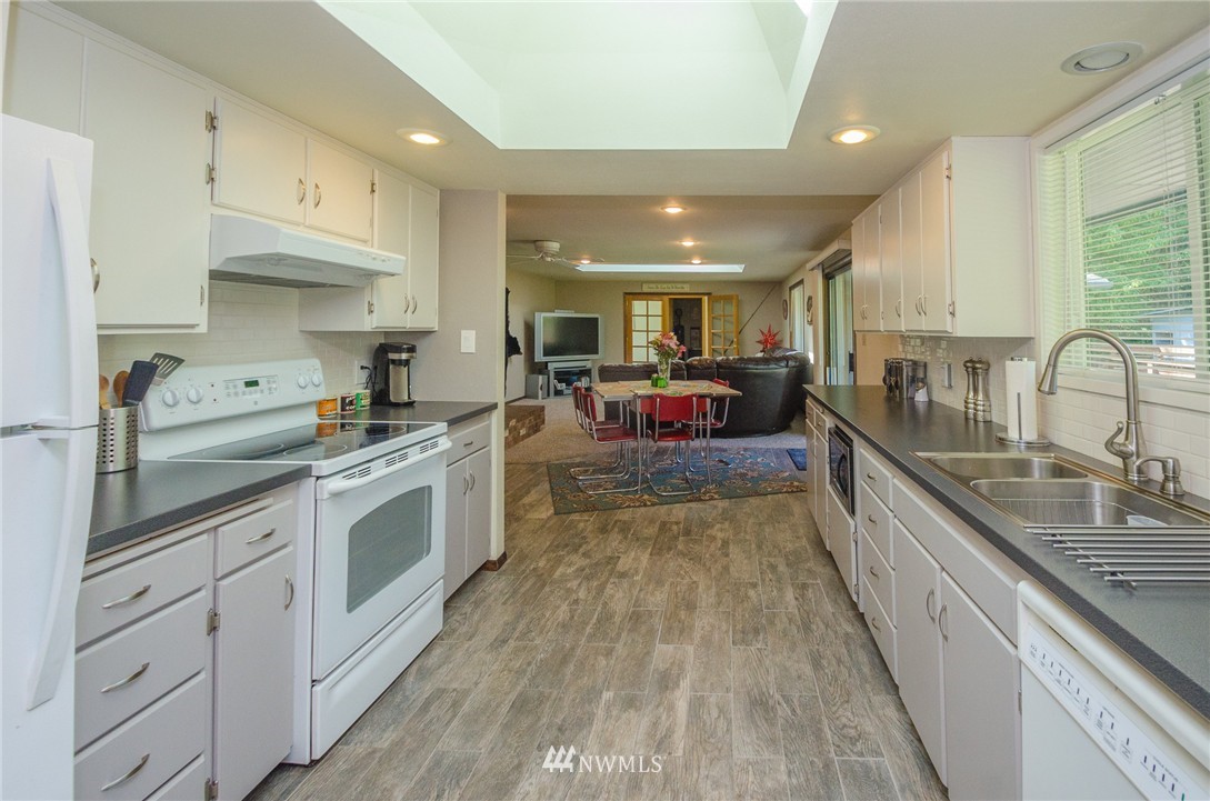 129 River Heights Road Centralia, WA 98531 - Photo 3 of 24 Gallery Image 3