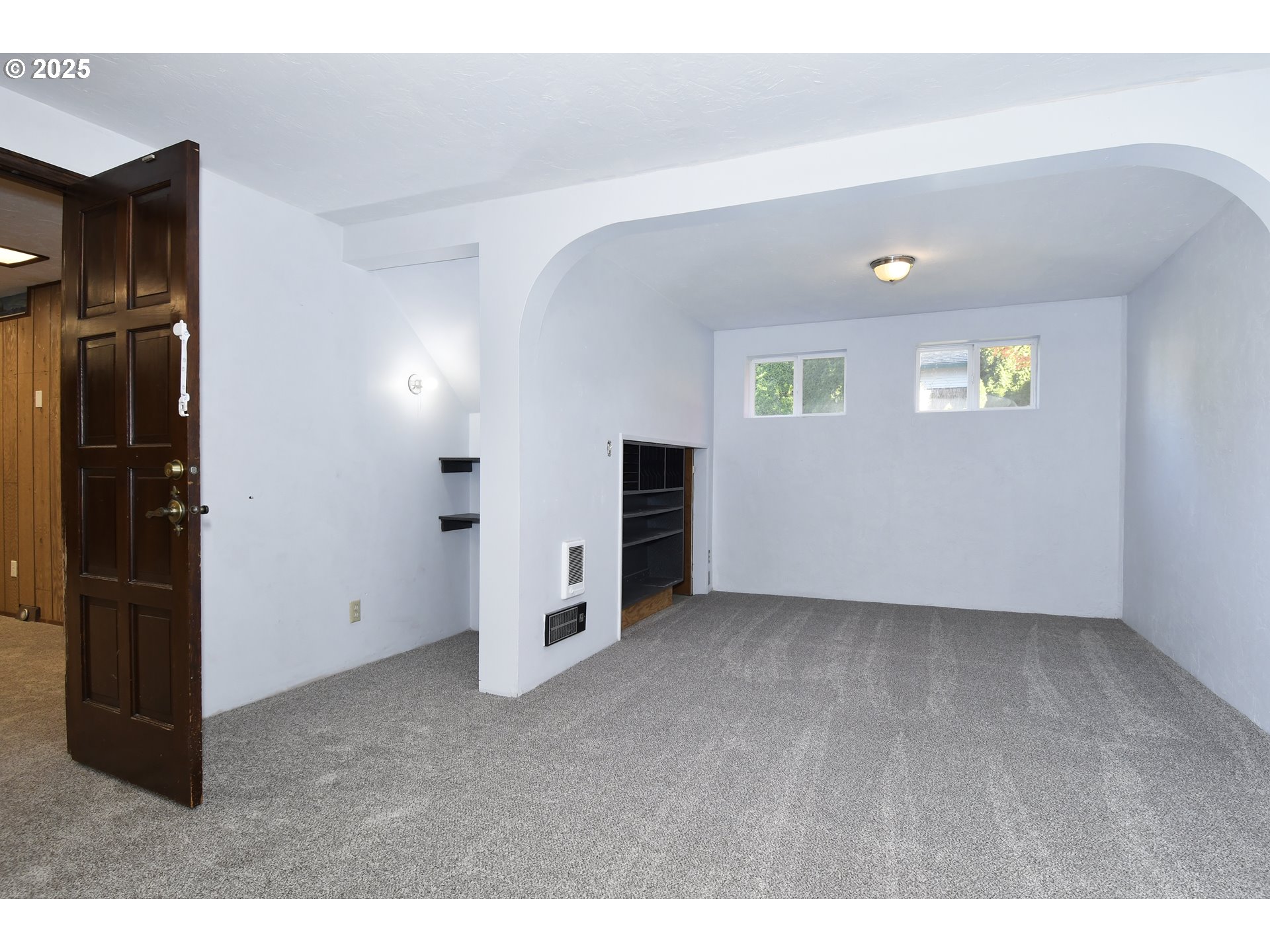 1226 Southwest Hensley Road Troutdale, OR 97060 - Photo 25 of 40 a view of an empty room