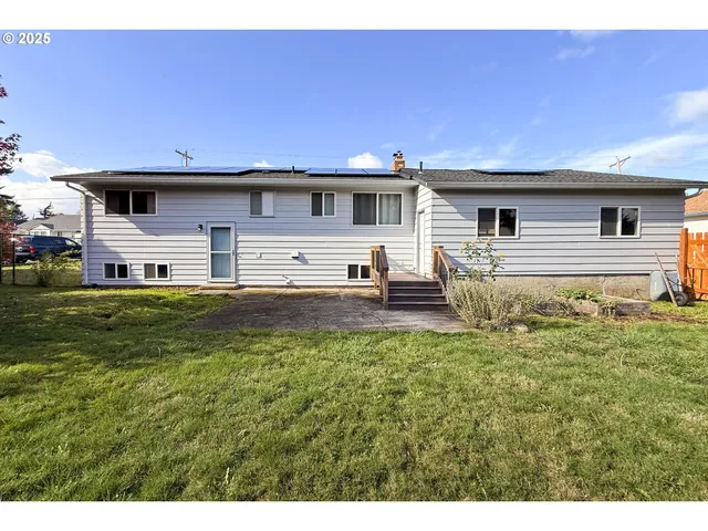 $515,000 | 1226 Southwest Hensley Road, Troutdale, OR 97060