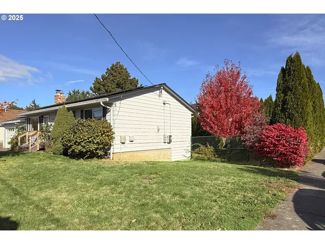 $515,000 | 1226 Southwest Hensley Road, Troutdale, OR 97060