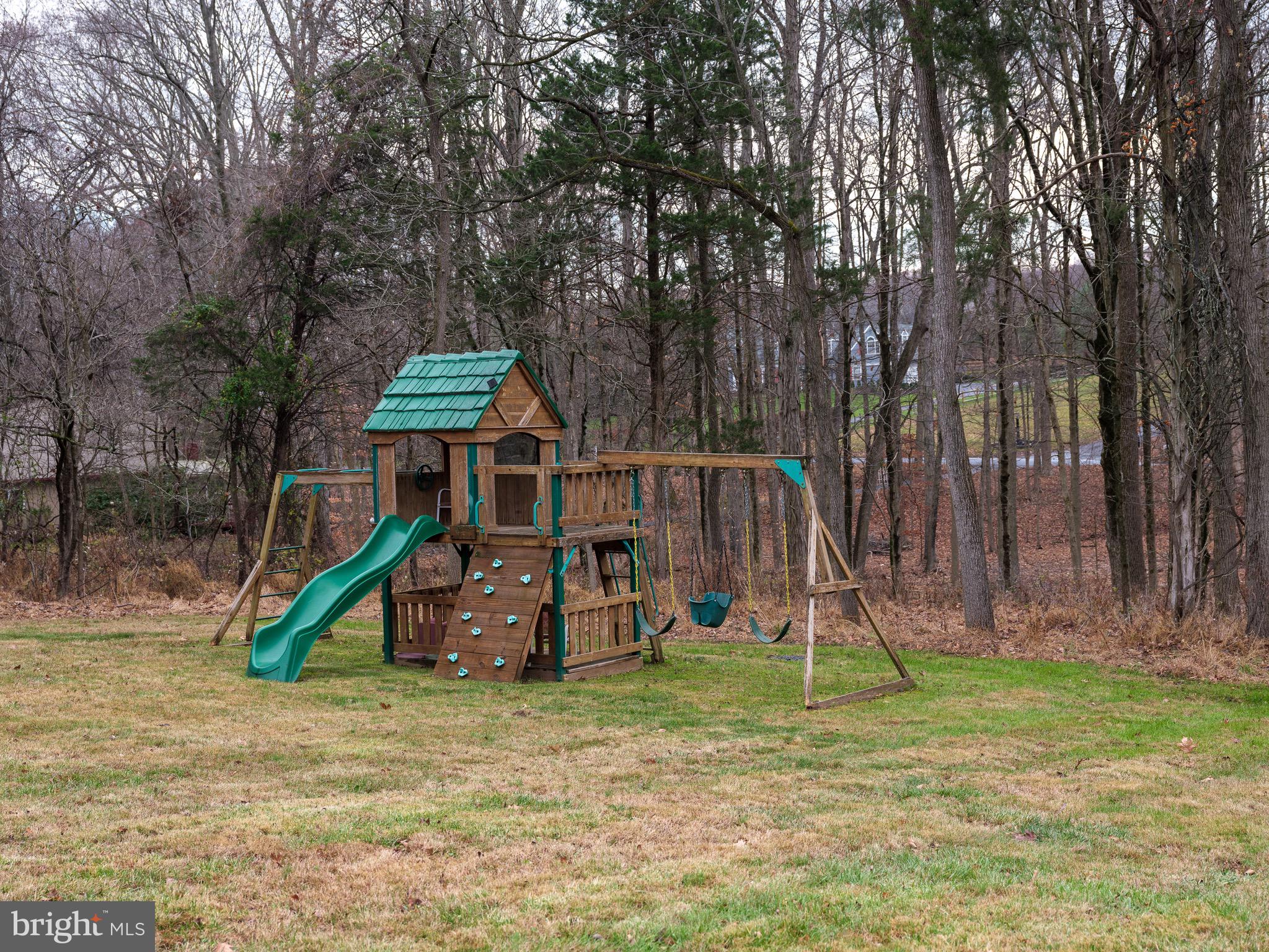 21 Thompson Mill Road Newtown, PA 18940 - Photo 40 of 44 Play area