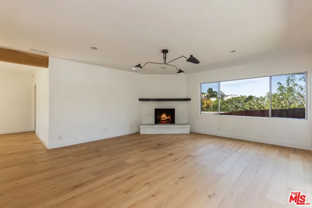 $8,888 | 3424 Primera Avenue, Los Angeles, CA 90068