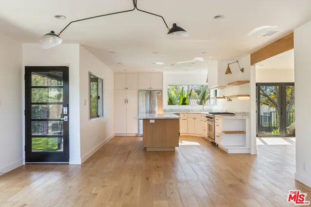 $8,888 | 3424 Primera Avenue, Los Angeles, CA 90068